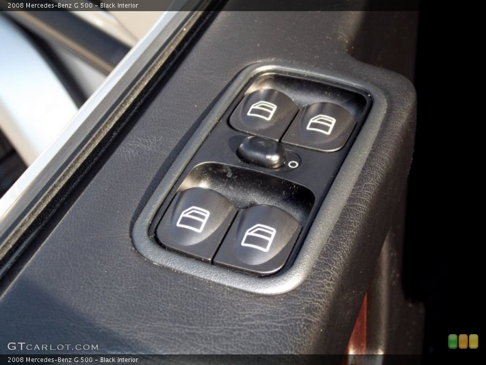 Black Interior Controls for the 2008 Mercedes-Benz G 500 #56805721