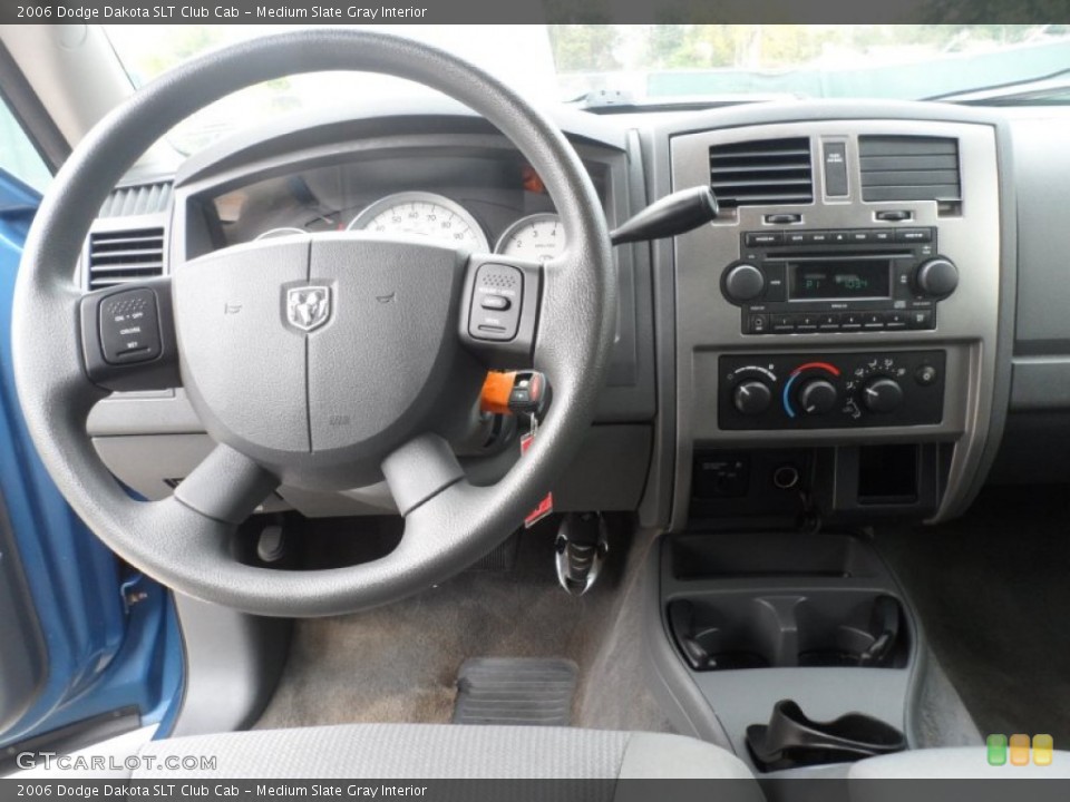 Medium Slate Gray Interior Dashboard for the 2006 Dodge Dakota SLT Club Cab #56809410