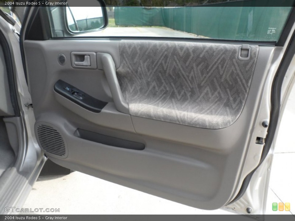 Gray Interior Door Panel for the 2004 Isuzu Rodeo S #56809667