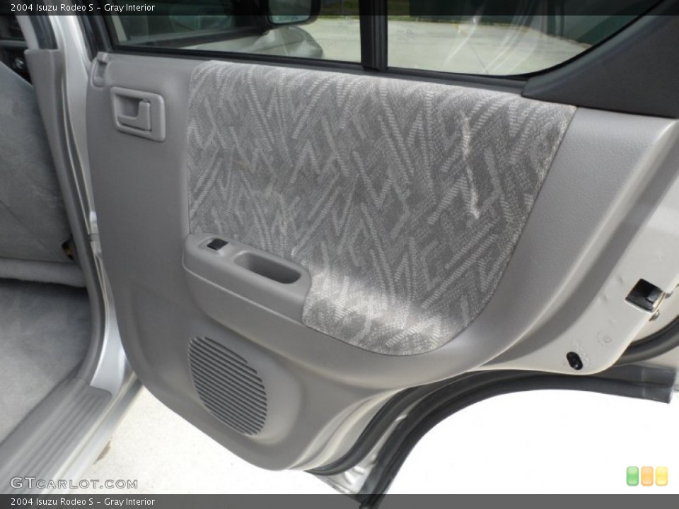 Gray Interior Door Panel for the 2004 Isuzu Rodeo S #56809689