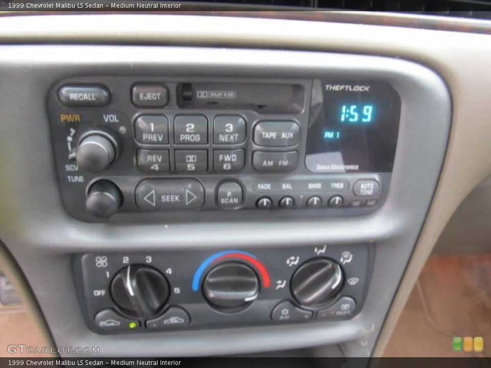 Medium Neutral Interior Audio System for the 1999 Chevrolet Malibu LS Sedan #56828608