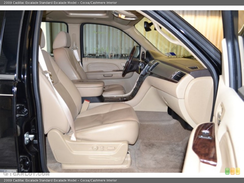 Cocoa/Cashmere Interior Photo for the 2009 Cadillac Escalade  #56833346