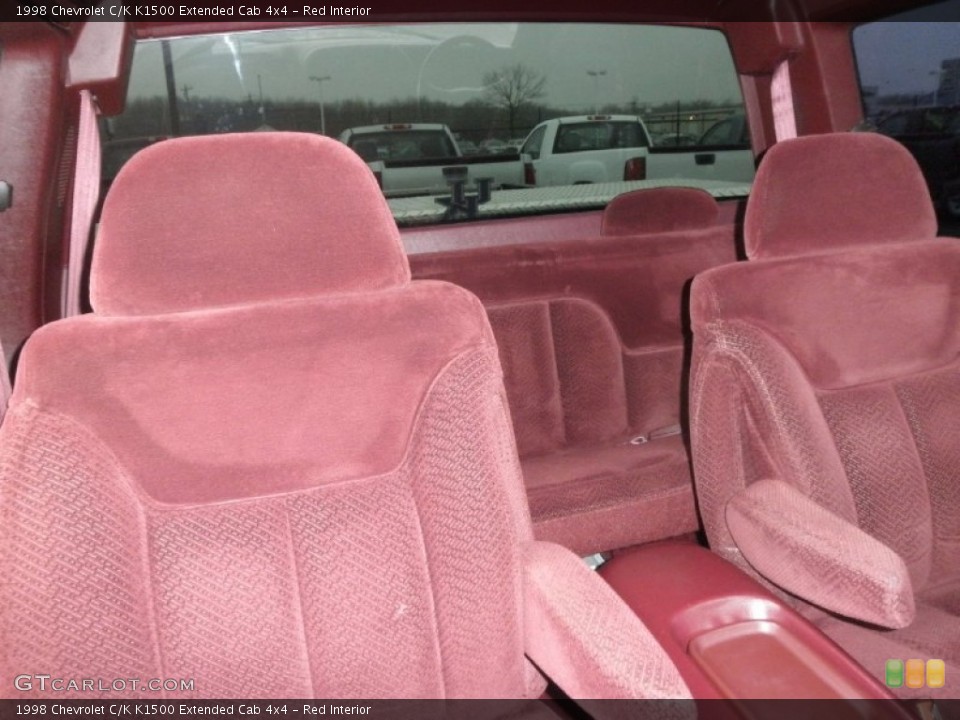 Red Interior Photo for the 1998 Chevrolet C/K K1500 Extended Cab 4x4 #56834540