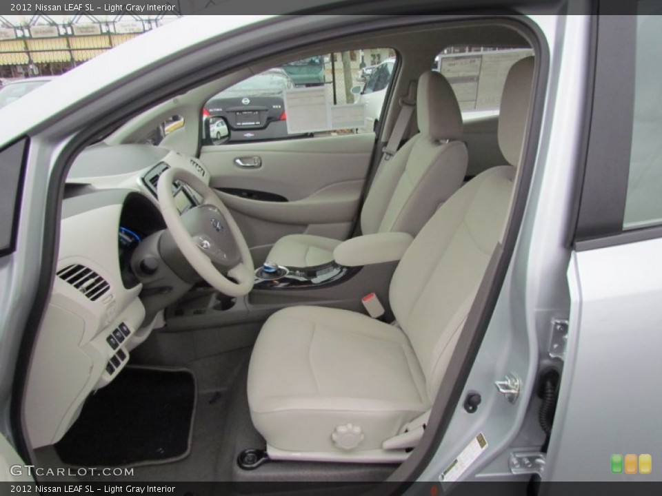 Light Gray Interior Photo for the 2012 Nissan LEAF SL #56838536