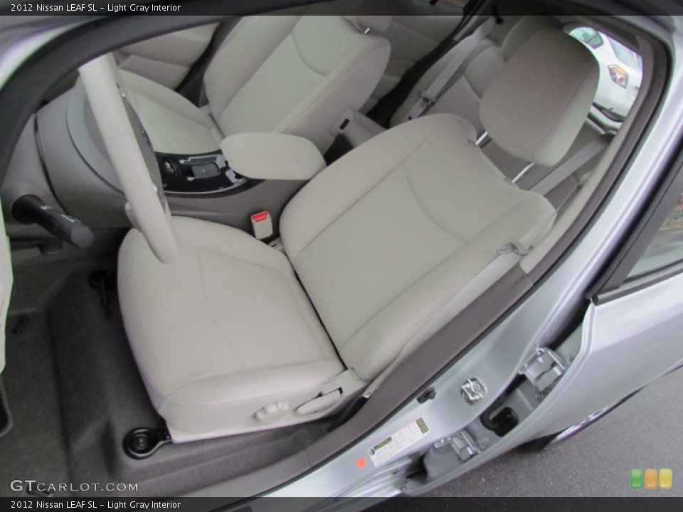 Light Gray Interior Photo for the 2012 Nissan LEAF SL #56838545