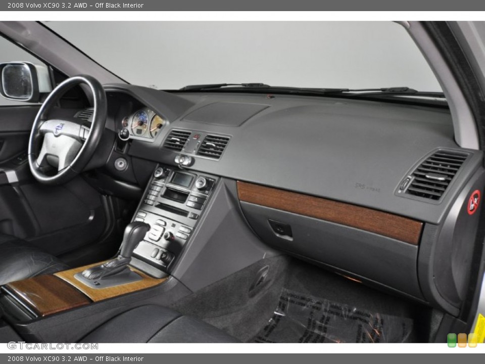 Off Black Interior Dashboard for the 2008 Volvo XC90 3.2 AWD #56838980