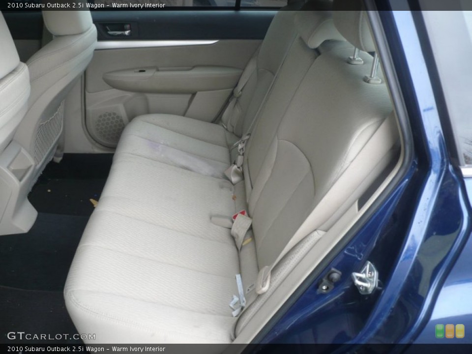 Warm Ivory Interior Photo for the 2010 Subaru Outback 2.5i Wagon #56839165
