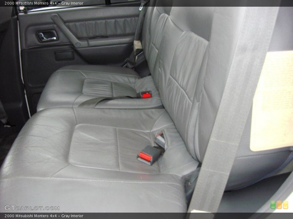 Gray 2000 Mitsubishi Montero Interiors