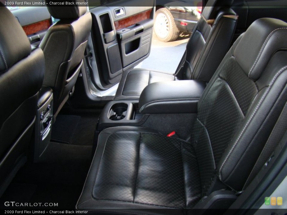Charcoal Black Interior Photo for the 2009 Ford Flex Limited #56852924