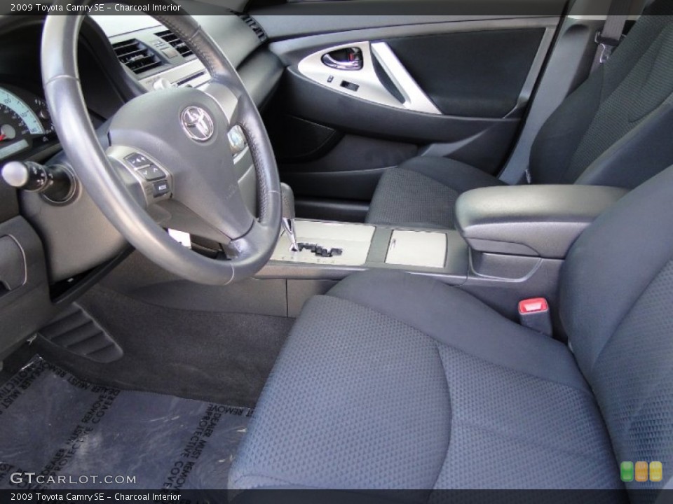 Charcoal Interior Photo for the 2009 Toyota Camry SE #56854931