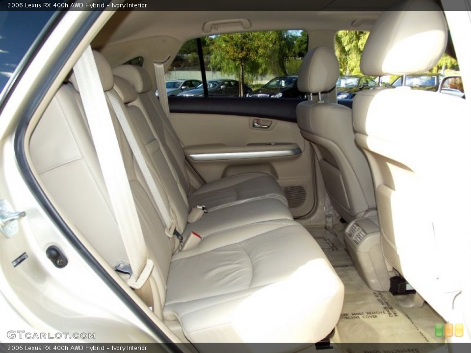 Ivory Interior Photo for the 2006 Lexus RX 400h AWD Hybrid #56855195