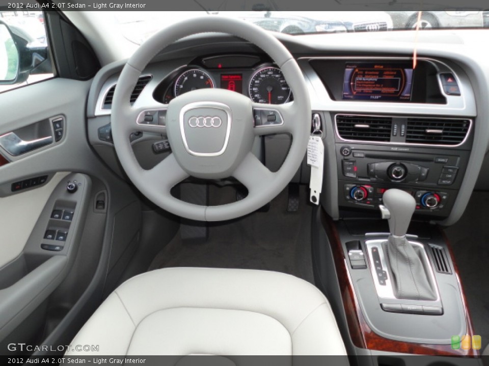 Light Gray Interior Photo for the 2012 Audi A4 2.0T Sedan #56861624
