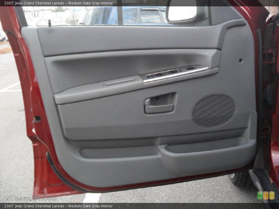 Medium Slate Gray Interior Door Panel for the 2007 Jeep Grand Cherokee Laredo #56868968