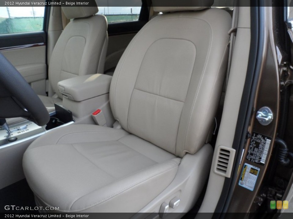 Beige Interior Photo for the 2012 Hyundai Veracruz Limited #56869358