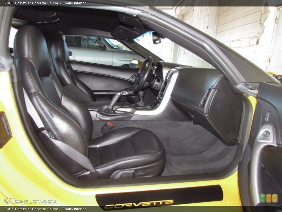 Ebony Interior Photo for the 2005 Chevrolet Corvette Coupe #56881234