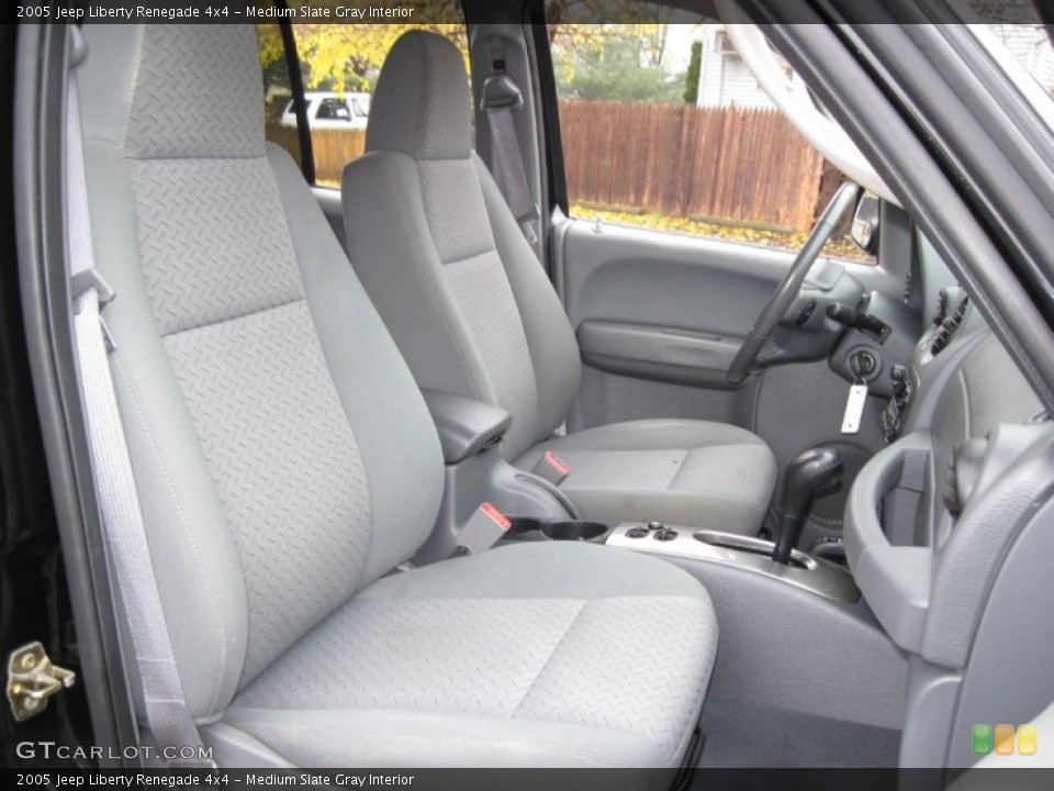 Medium Slate Gray Interior Photo for the 2005 Jeep Liberty Renegade 4x4 #56882634
