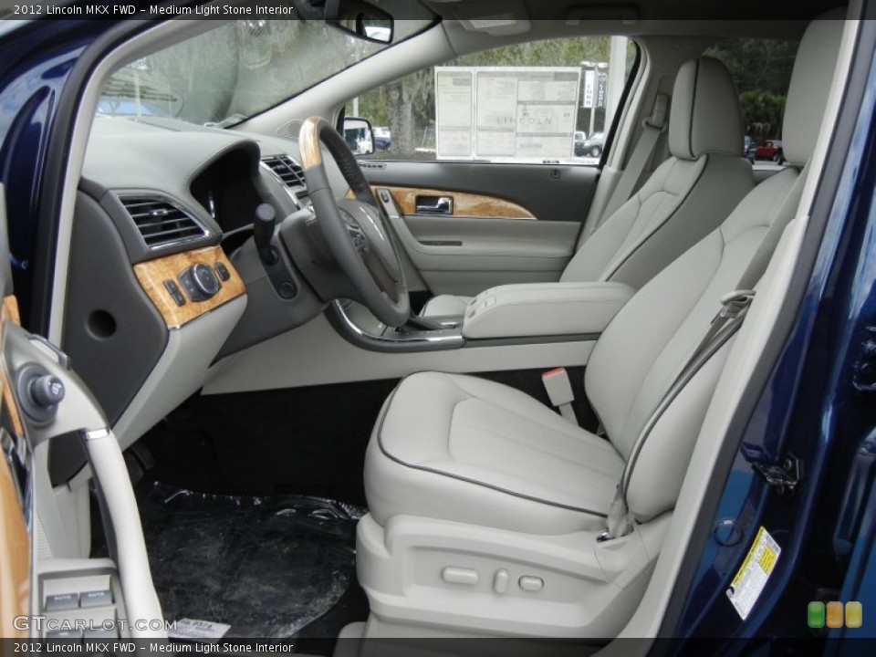 Medium Light Stone Interior Photo for the 2012 Lincoln MKX FWD #56887951