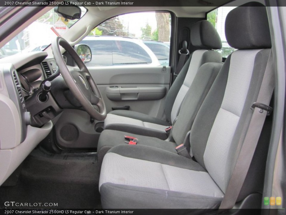 Dark Titanium Interior Photo for the 2007 Chevrolet Silverado 2500HD LS Regular Cab #56893123