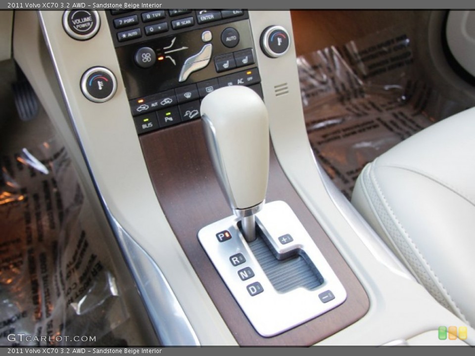 Sandstone Beige Interior Transmission for the 2011 Volvo XC70 3.2 AWD #56906653