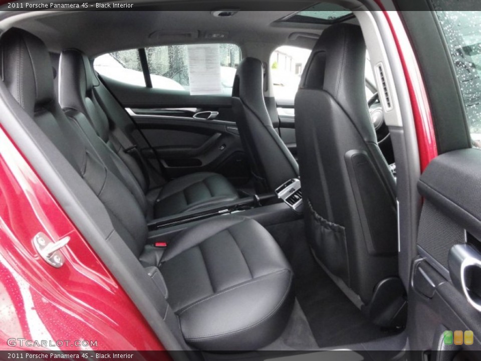 Black Interior Photo for the 2011 Porsche Panamera 4S #56907421