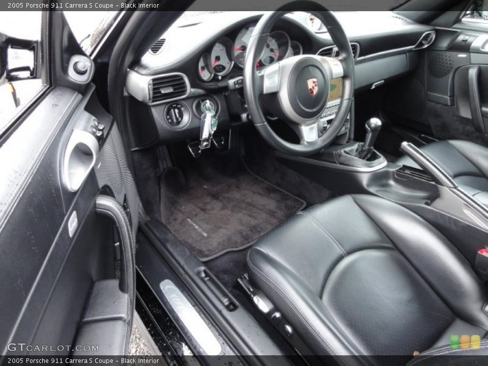 Black Interior Photo for the 2005 Porsche 911 Carrera S Coupe #56908813