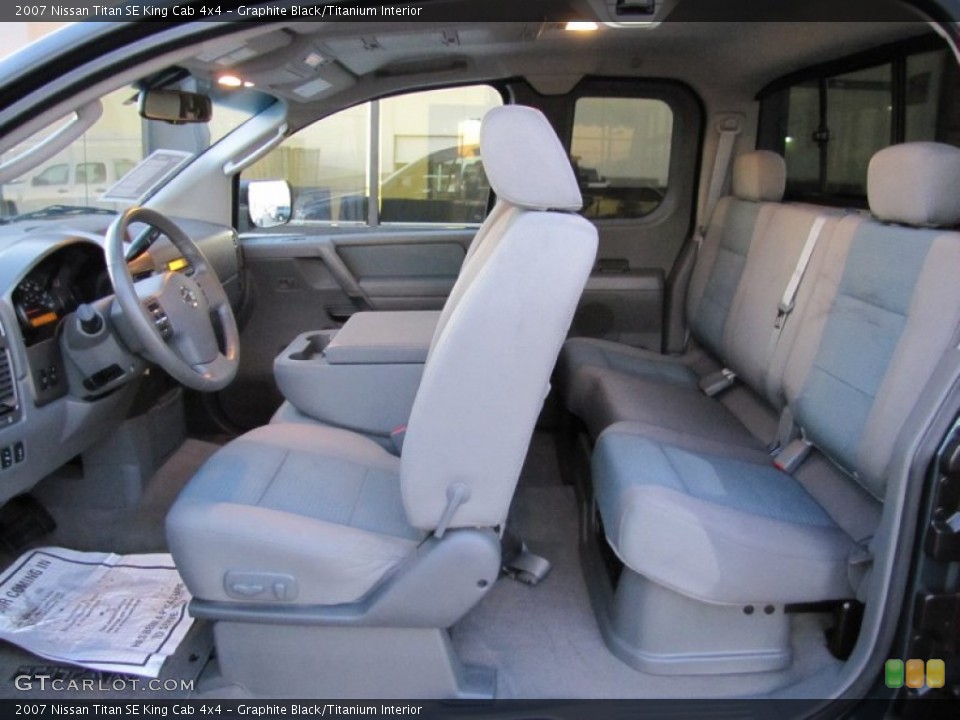 Graphite Black/Titanium Interior Photo for the 2007 Nissan Titan SE King Cab 4x4 #56922178