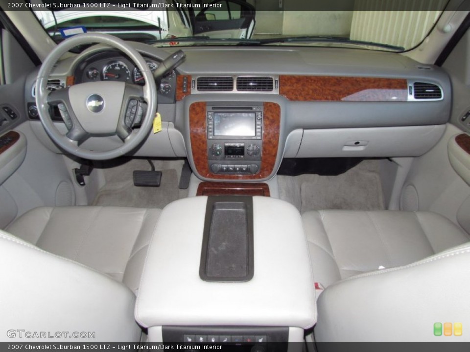 Light Titanium/Dark Titanium Interior Dashboard for the 2007 Chevrolet Suburban 1500 LTZ #56929600