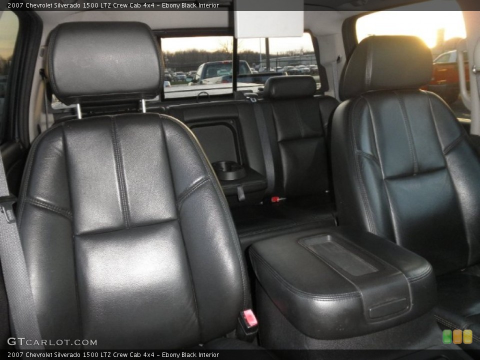 Ebony Black Interior Photo for the 2007 Chevrolet Silverado 1500 LTZ Crew Cab 4x4 #56946254