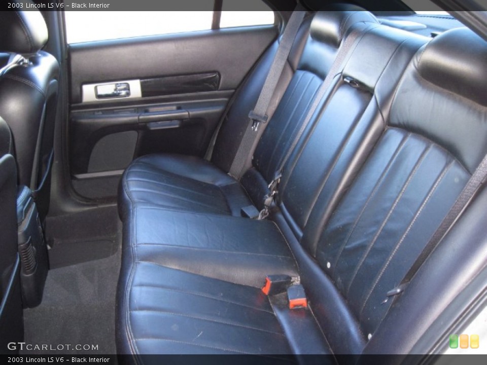 Black Interior Photo for the 2003 Lincoln LS V6 #56948640