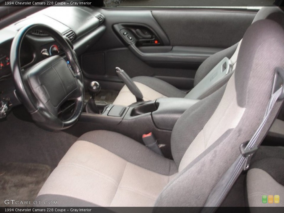 Gray Interior Photo for the 1994 Chevrolet Camaro Z28 Coupe #56951906