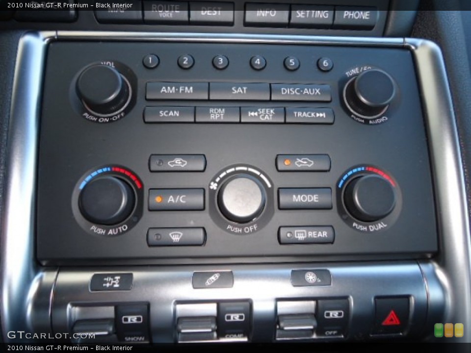 Black Interior Controls for the 2010 Nissan GT-R Premium #56959785