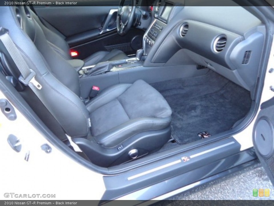 Black Interior Photo for the 2010 Nissan GT-R Premium #56959857