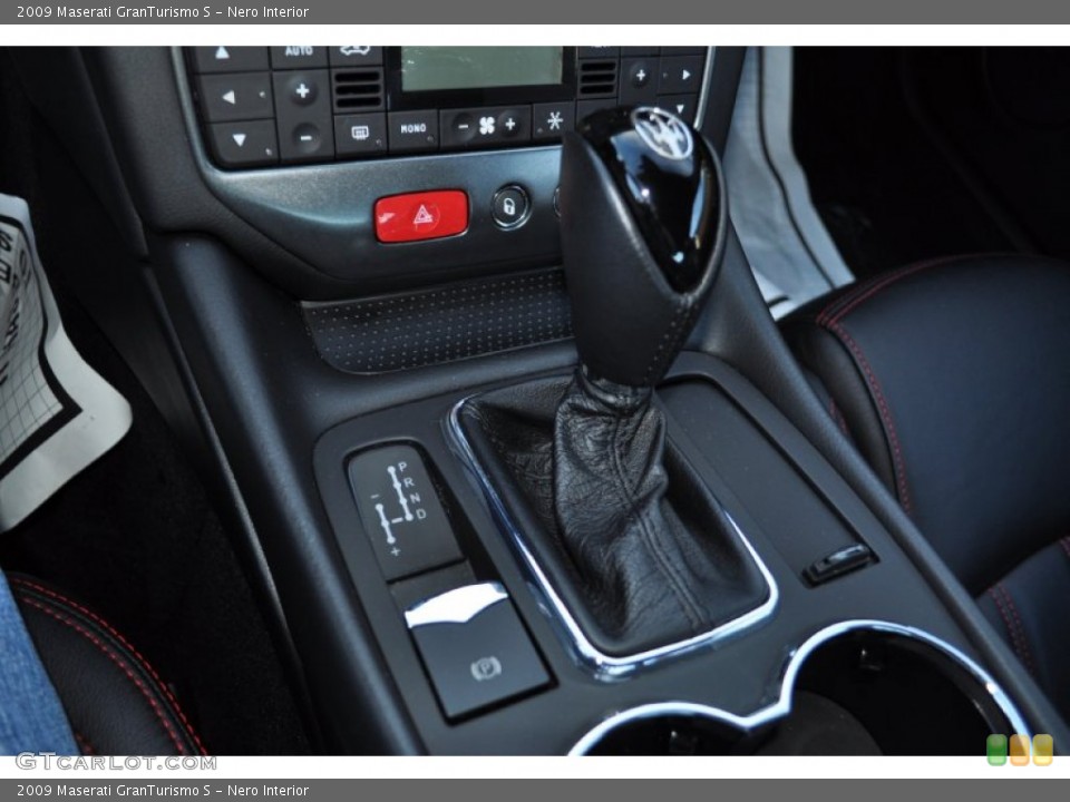 Nero Interior Transmission for the 2009 Maserati GranTurismo S #56960162