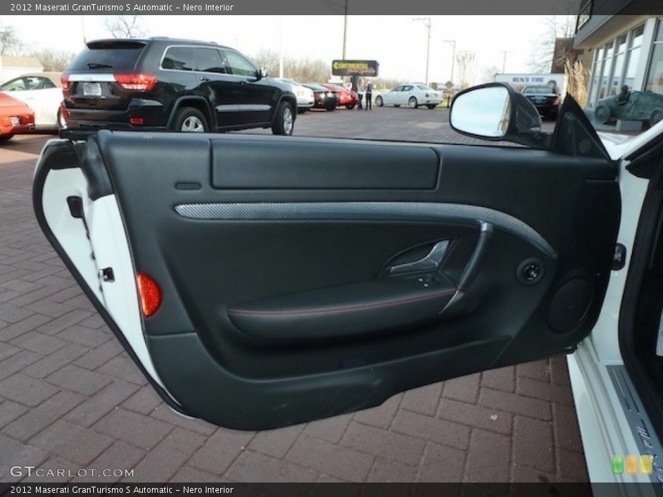 Nero Interior Door Panel for the 2012 Maserati GranTurismo S Automatic #56968157