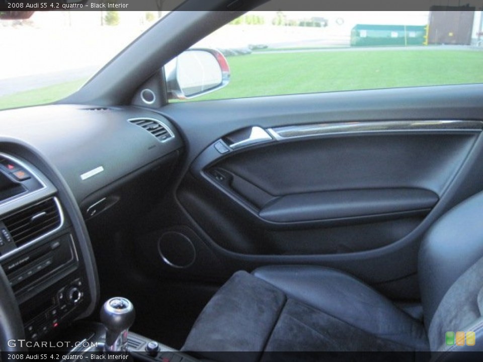 Black Interior Photo for the 2008 Audi S5 4.2 quattro #56971403