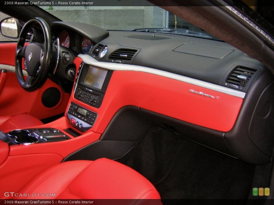 Rosso Corallo Interior Dashboard for the 2009 Maserati GranTurismo S #56996450