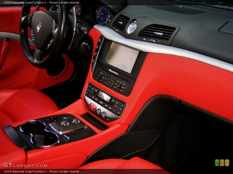 Rosso Corallo Interior Controls for the 2009 Maserati GranTurismo S #56996519