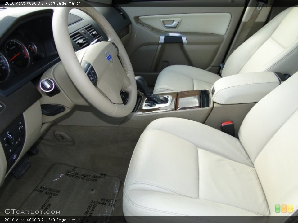 Soft Beige Interior Photo for the 2010 Volvo XC90 3.2 #56999439