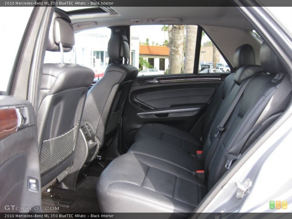 Black Interior Photo for the 2010 Mercedes-Benz ML 350 BlueTEC 4Matic #57011834