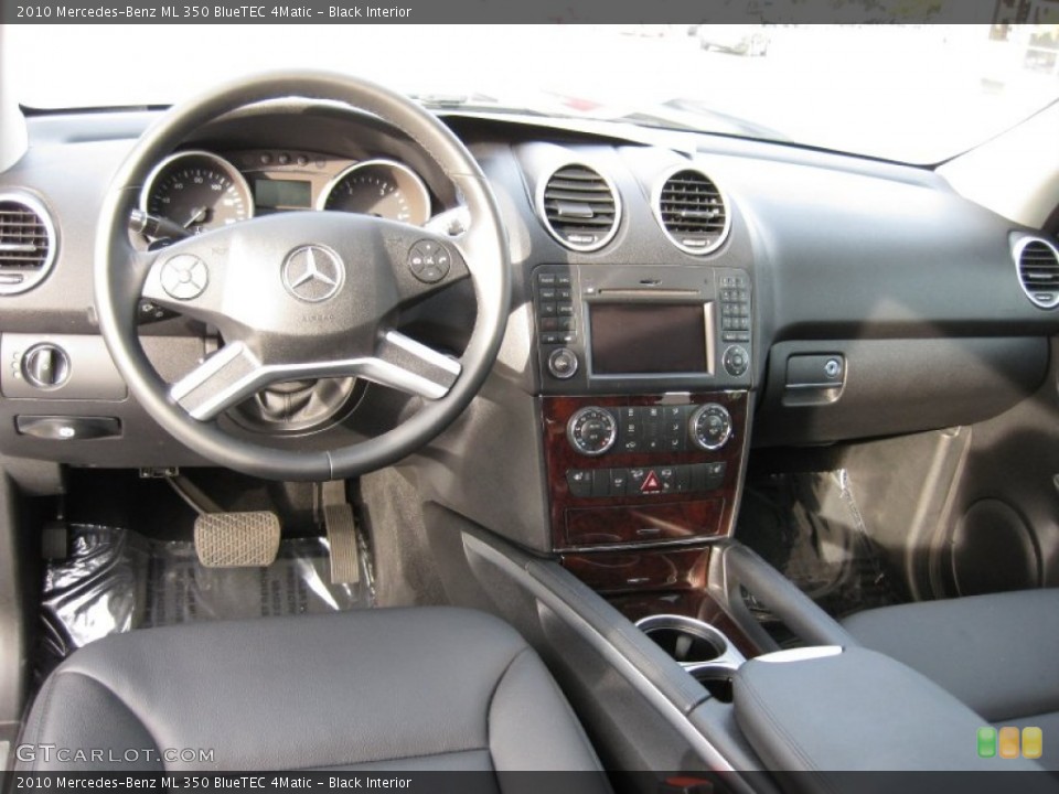 Black Interior Dashboard for the 2010 Mercedes-Benz ML 350 BlueTEC 4Matic #57011850
