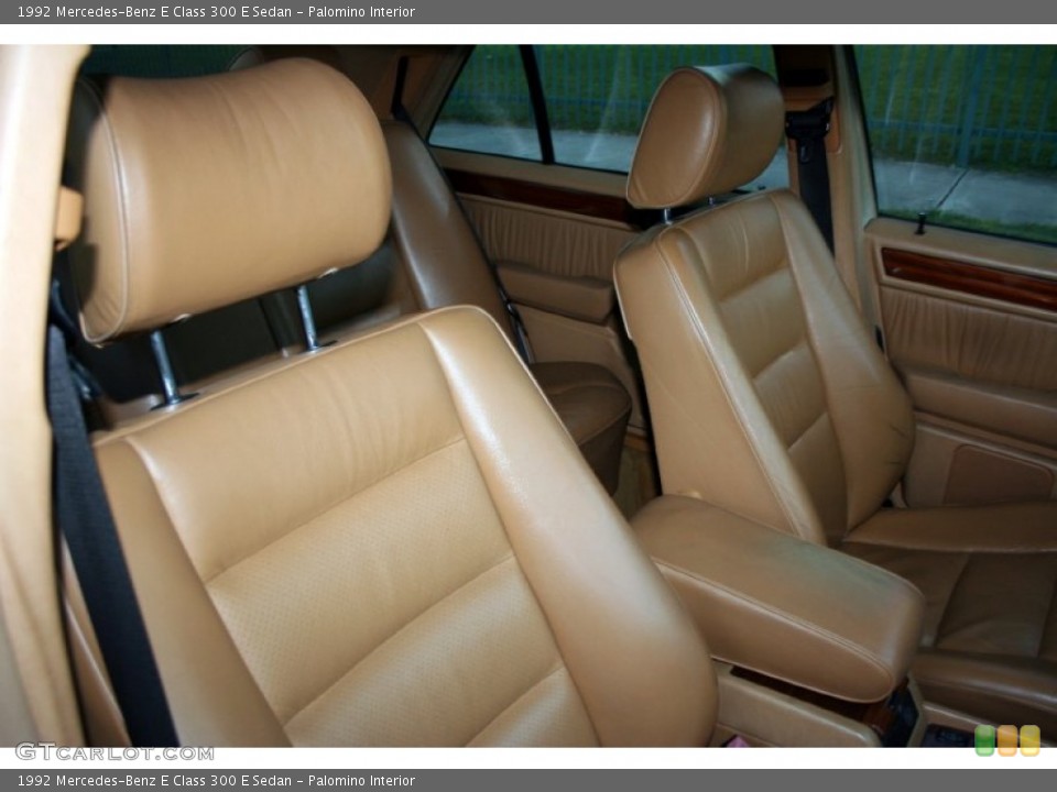 Palomino Interior Photo for the 1992 Mercedes-Benz E Class 300 E Sedan #57032531