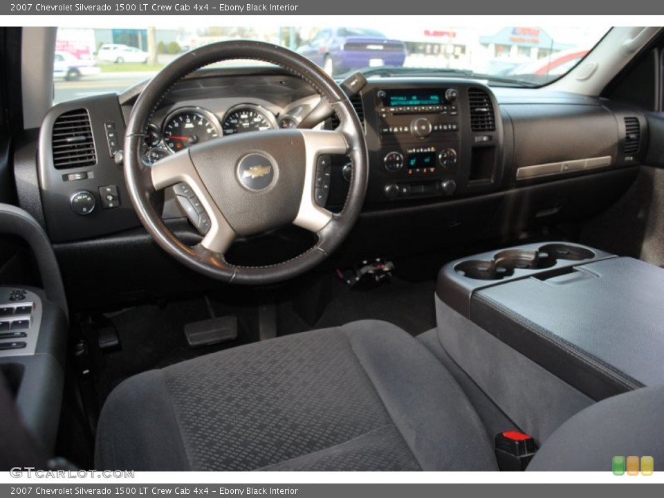 Ebony Black Interior Dashboard for the 2007 Chevrolet Silverado 1500 LT Crew Cab 4x4 #57035129