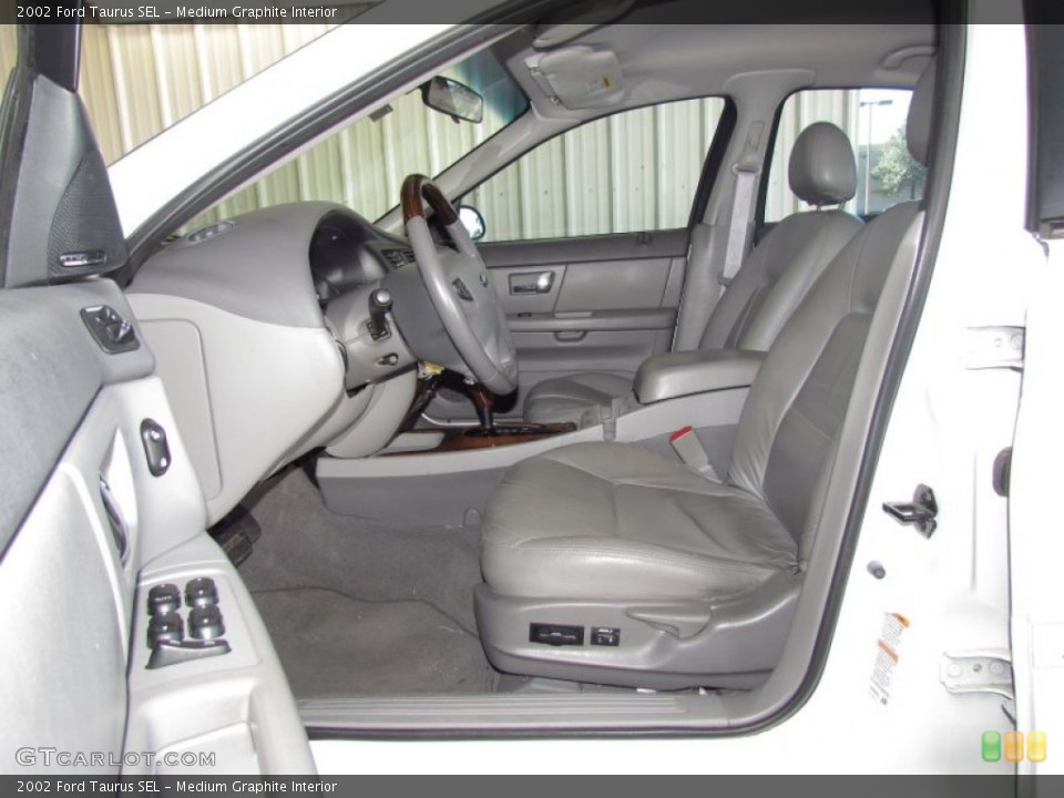 Medium Graphite Interior Photo for the 2002 Ford Taurus SEL #57041669