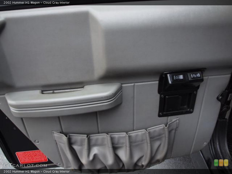 Cloud Gray Interior Door Panel for the 2002 Hummer H1 Wagon #57044399