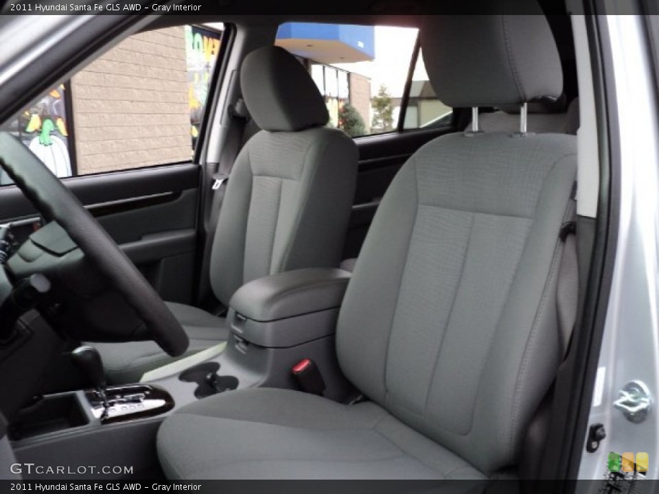 Gray Interior Photo for the 2011 Hyundai Santa Fe GLS AWD #57067619