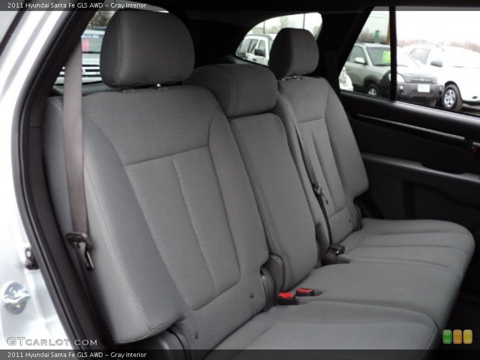 Gray Interior Photo for the 2011 Hyundai Santa Fe GLS AWD #57067682