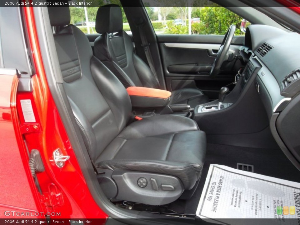 Black Interior Photo for the 2006 Audi S4 4.2 quattro Sedan #57068021