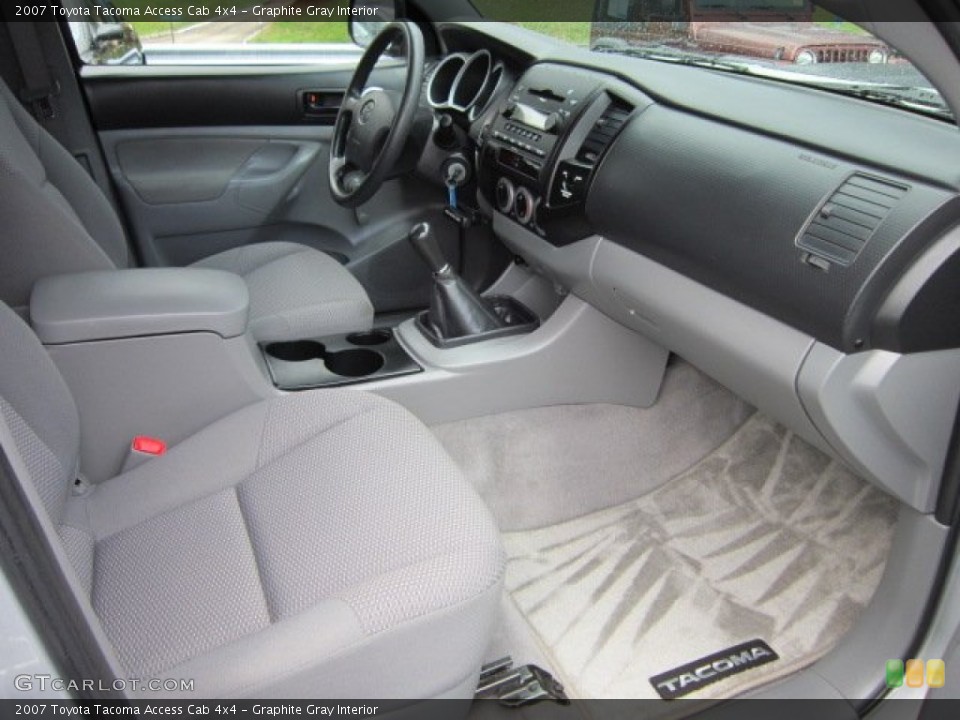 Graphite Gray Interior Photo for the 2007 Toyota Tacoma Access Cab 4x4 #57074009