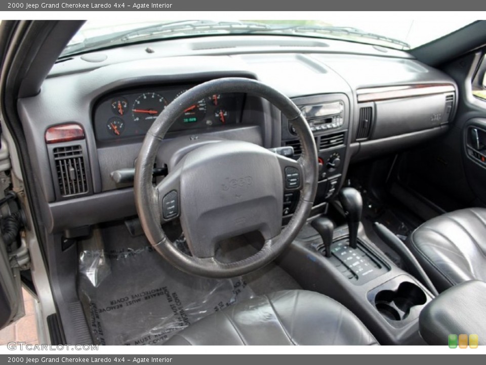 Agate Interior Dashboard for the 2000 Jeep Grand Cherokee Laredo 4x4 #57082484