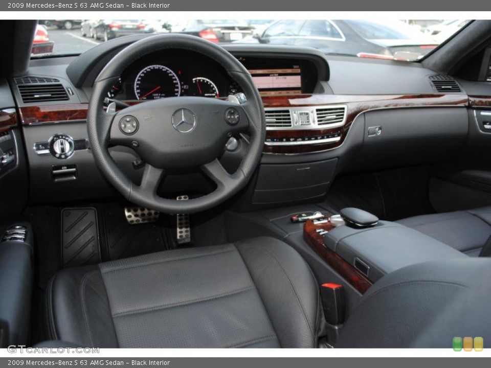 Black Interior Dashboard for the 2009 Mercedes-Benz S 63 AMG Sedan #57089379